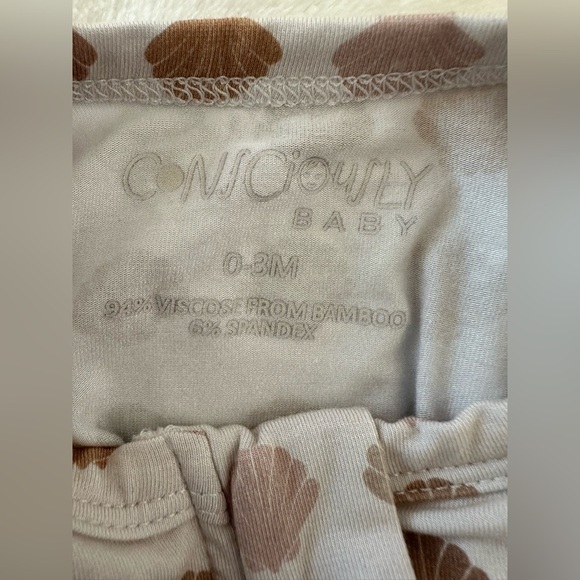 Consciously Baby Bamboo Zip One Piece Pajamas Size 0-3 months - Picture 7 of 10